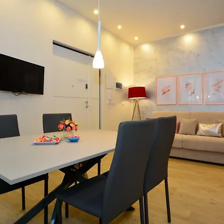 La Dotta Apartment *